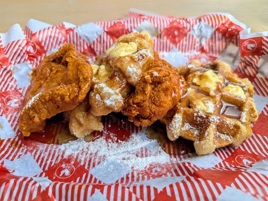 Hattie B's Hot Chicken - Franklin - Factory by null