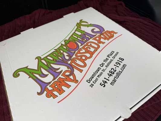 Martolli's Hand Tossed Pizza by null