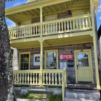 Relampago Coffee Lab - Outside - Coffee & Tea Near Me - St. Augustine, Florida