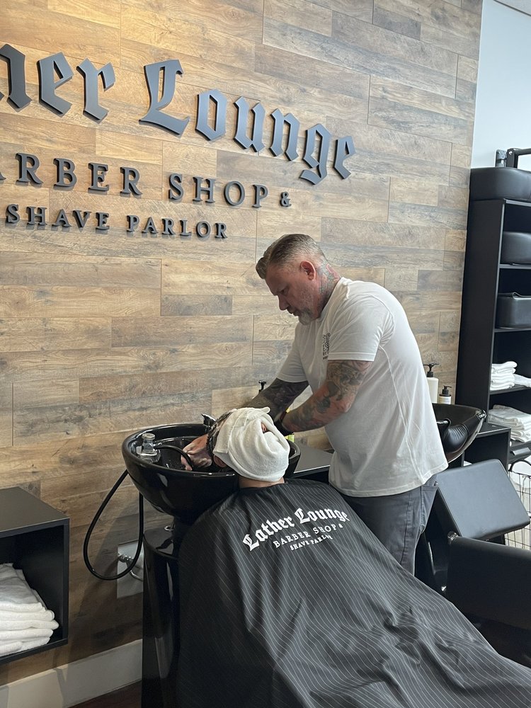 LATHER LOUNGE BARBER SHOP 36 Photos & 20 Reviews 5999 Custer Rd