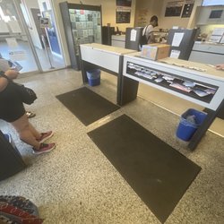 US Post Office - A line full with only 1 person at the counter!