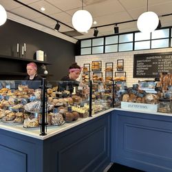 Purebread - Selection with menu in the background