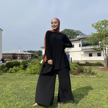 Ayna Modest Boutique - Women's Clothing Near Me - Tysons, Virginia