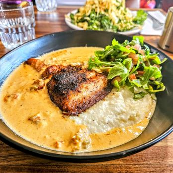 Yeiboh Kitchen - Salmon and grits - New American Near Me - Baltimore, Maryland