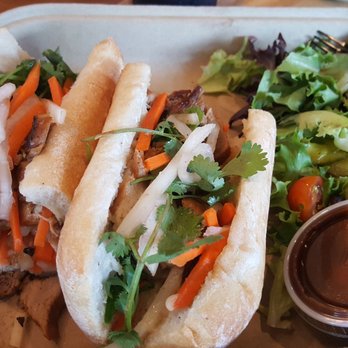 La Tour Cafe - Cafes Near Me - Honolulu, Hawaii