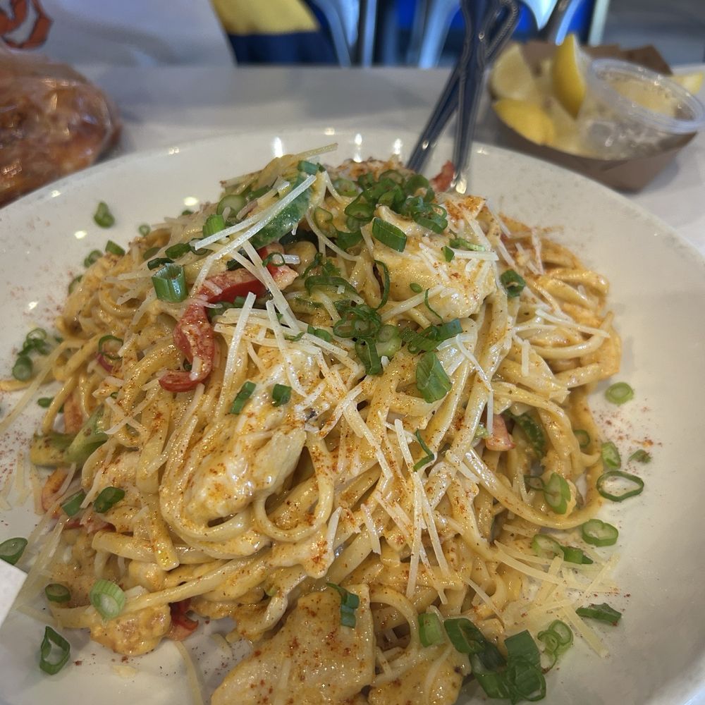 Crab Hut - Spicy Cajun Chicken Pasta - Cajun/Creole Near Me - San Diego, California