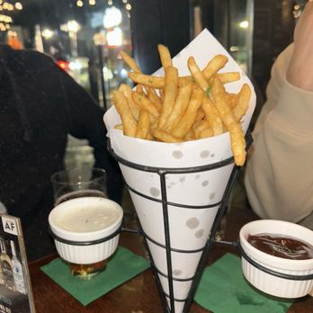Logan 11 Bar and Kitchen - 16 oz French Fries - Bars Near Me - Chicago, Illinois