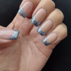 Wind Nails Salon & Spa - Love glitter & simple sexy design!