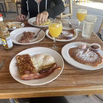 Country Inn Cafe - Breakfast & Brunch Near Me - San Jose, California