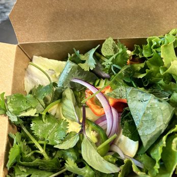 SS Gai - Extra veggies with jalapeño, Thai peppers, cucumbers, squash and various lettuce options. - Thai Near Me - Nashville, Tennessee