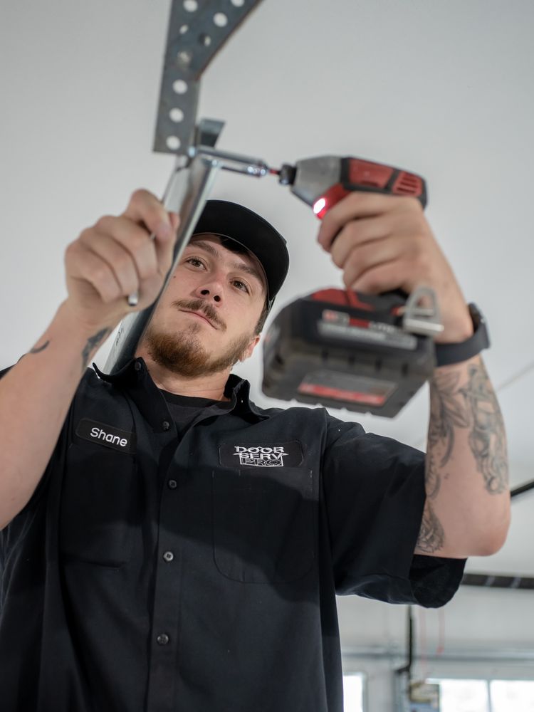 Door Serv Pro - Garage Door Contractor in Winchester, VA