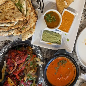 Paradise Street Eats & Biryani - (4) Naan Variety Basket, DOSA, Tandoori Chicken, and Butter Chicken - Indian Near Me - Dearborn, Michigan