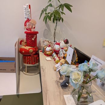 So Sweet - This plane makes custom cakes. - Desserts Near Me - Markham, Ontario