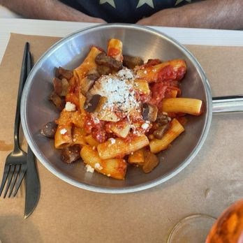 Pasta e Basta - Italian Near Me - Miami, Florida Pasta e Basta - Italian Near Me - Miami, Florida