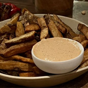 Delbar Middle Eastern - Za'atar Fries - Persian/Iranian Near Me - Atlanta, Georgia Delbar Middle Eastern - Za'atar Fries - Persian/Iranian Near Me - Atlanta, Georgia