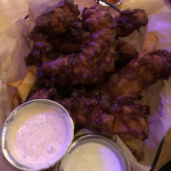 Four Peaks Brewing - 8th Street Chicken Strips - Pubs Near Me - Tempe, Arizona