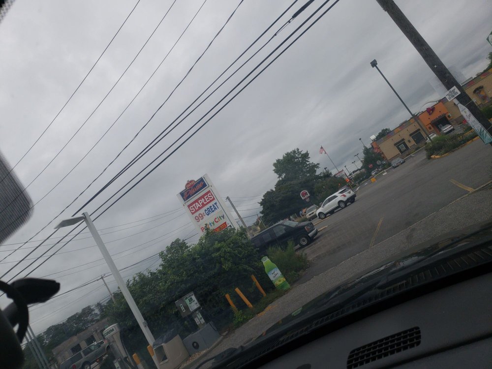 PARTY CITY OF NORTH BABYLON Updated June 2024 1239 Deer Park Ave