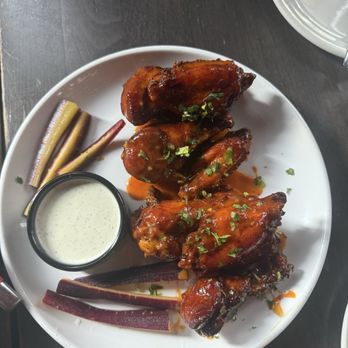 Von's 1000Spirits - Damn Good Wings - New American Near Me - Seattle, Washington Von's 1000Spirits - Damn Good Wings - New American Near Me - Seattle, Washington