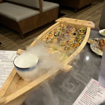 Takara - We ordered 4 sushi rolls and were pleasantly surprised by this awesome presentation. - Sushi Bars Near Me - Irving, Texas Takara - We ordered 4 sushi rolls and were pleasantly surprised by this awesome presentation. - Sushi Bars Near Me - Irving, Texas