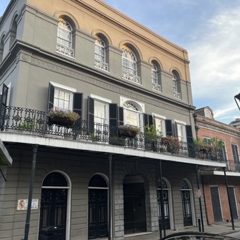 Mid-City Carriages - Limos Near Me - New Orleans, Louisiana Mid-City Carriages - Limos Near Me - New Orleans, Louisiana