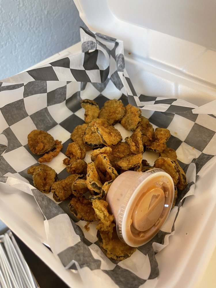 Uncle Ike's Sandbar & Grill