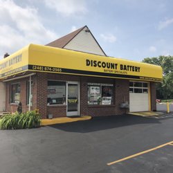 Discount Battery - Storefront of our Dixie Highway location