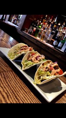 Greens Irish Pub by null