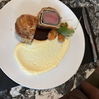 Gordon Ramsay Steak - Steakhouses Near Me - Elizabeth, Indiana Gordon Ramsay Steak - Steakhouses Near Me - Elizabeth, Indiana