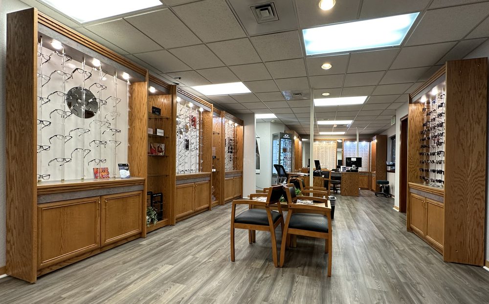 FAMILY VISION CARE LAKEWOOD Updated September 2024 7586 W Jewell