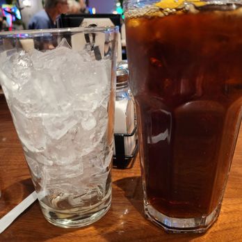 Café Central - Not just iced tea, but also an extra glass of ice - American Near Me - Reno, Nevada