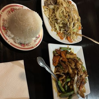 Fa-Sai Thai - 58. Spicy Green Bean 71. Chow Mein - Desserts Near Me - Garden Grove, California Fa-Sai Thai - 58. Spicy Green Bean 71. Chow Mein - Desserts Near Me - Garden Grove, California