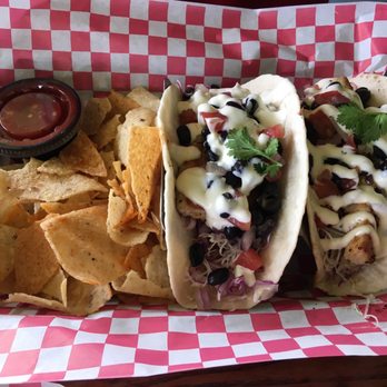 Johnny’s Waikoloa - Fish tacos - Burgers Near Me - Waikoloa, Hawaii