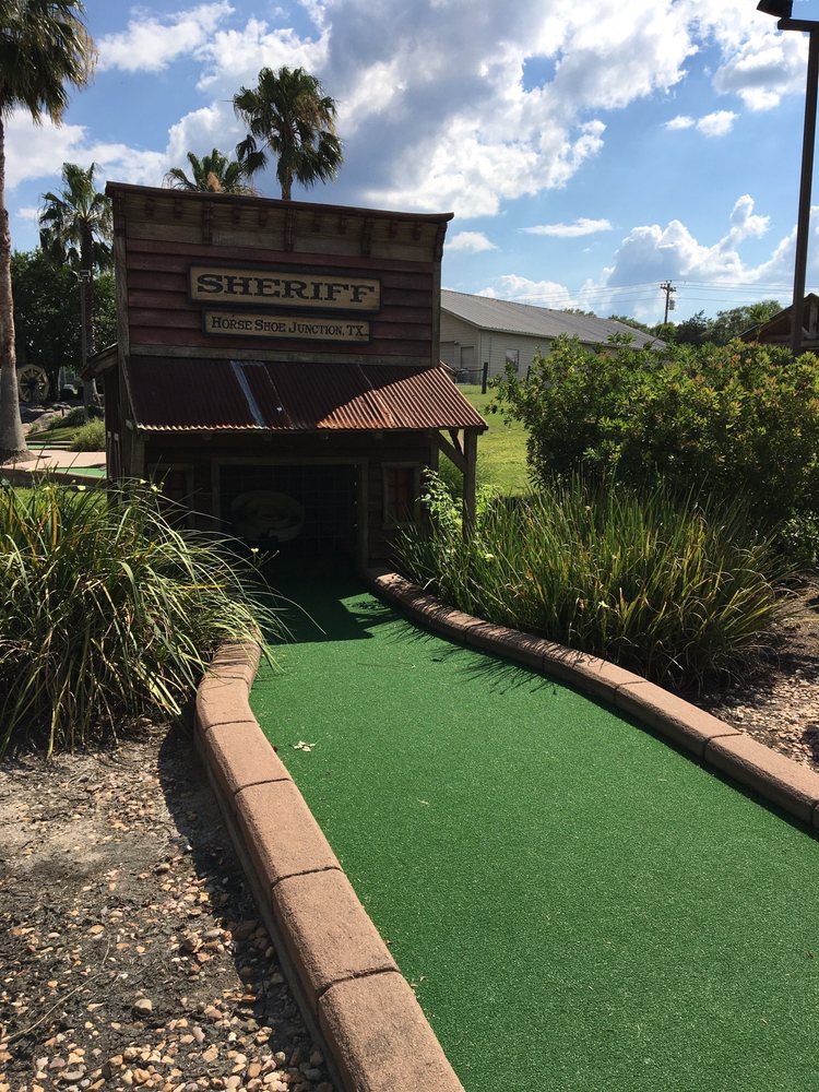 HORSESHOE JUNCTION FAMILY FUN PARK 35 Photos & 35 Reviews 2080 Hwy