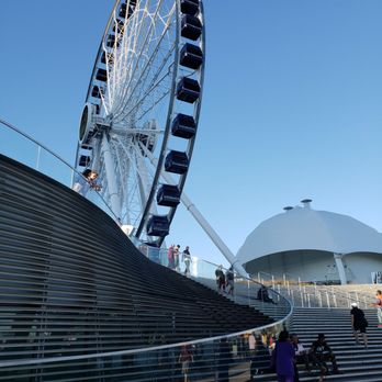 Navy Pier - Landmarks & Historical Buildings Near Me - Chicago, Illinois