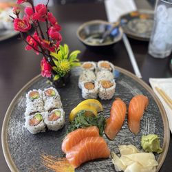 Yummy Yummy Asian Kitchen - Salmon lover