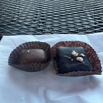 New Albany Sugar Shoppe - Dark chocolate bark with sea salt Milk chocolate with peanut butter - Candy Stores Near Me - New Albany, Indiana New Albany Sugar Shoppe - Dark chocolate bark with sea salt Milk chocolate with peanut butter - Candy Stores Near Me - New Albany, Indiana
