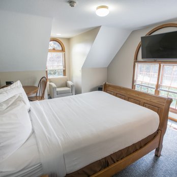 Berlin Carriage House - Bed & Breakfast Near Me - Berlin, Ohio