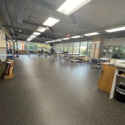Athletico Physical Therapy - Evanston Downtown - The exercise floor, where you get better