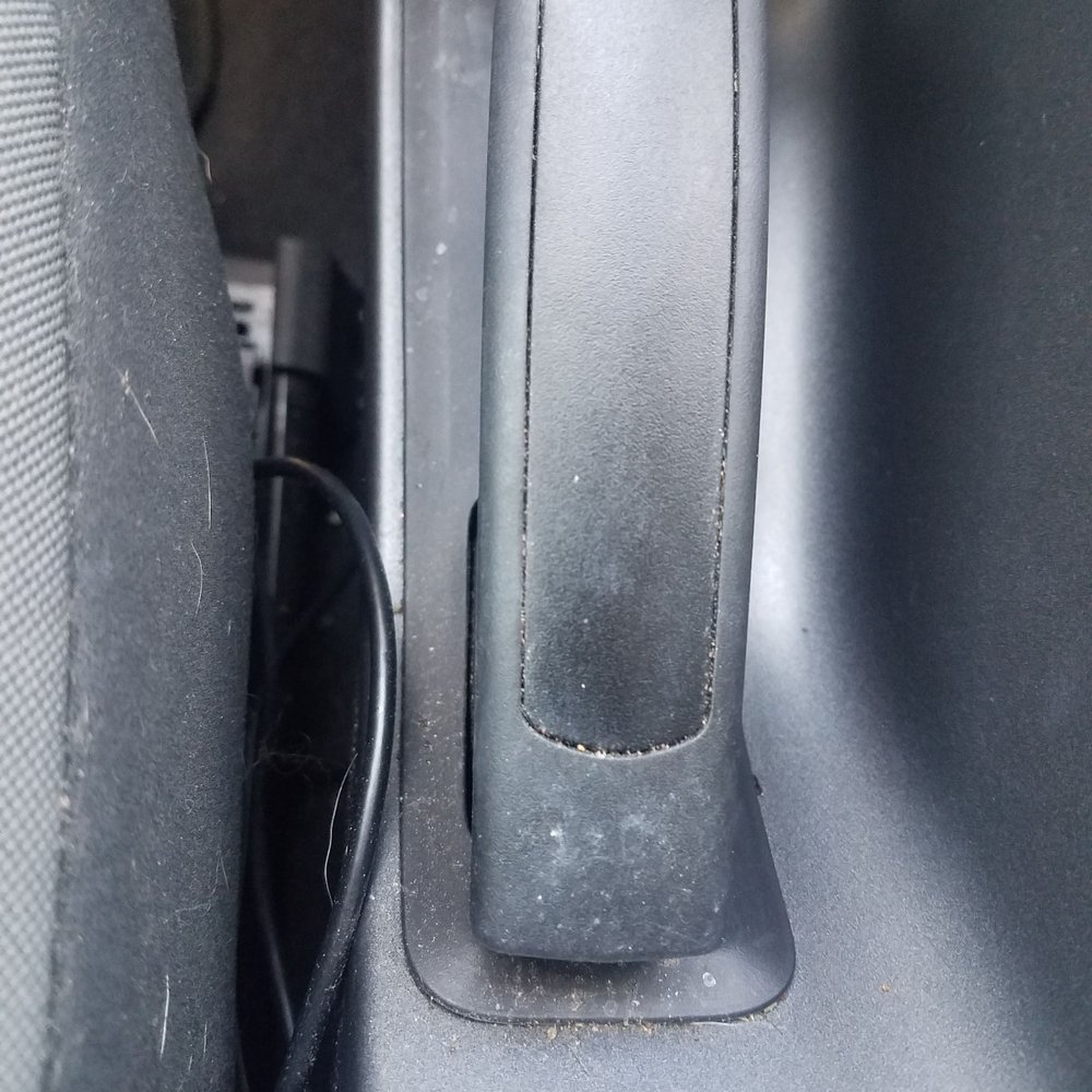 Cobblestone Auto Spa - Sucks that i spent extra to get the deluxe car wash. Get in and see my ac blasting, radio changed, and car such a disappointing mess - Auto Detailing Near Me - Gilbert, Arizona