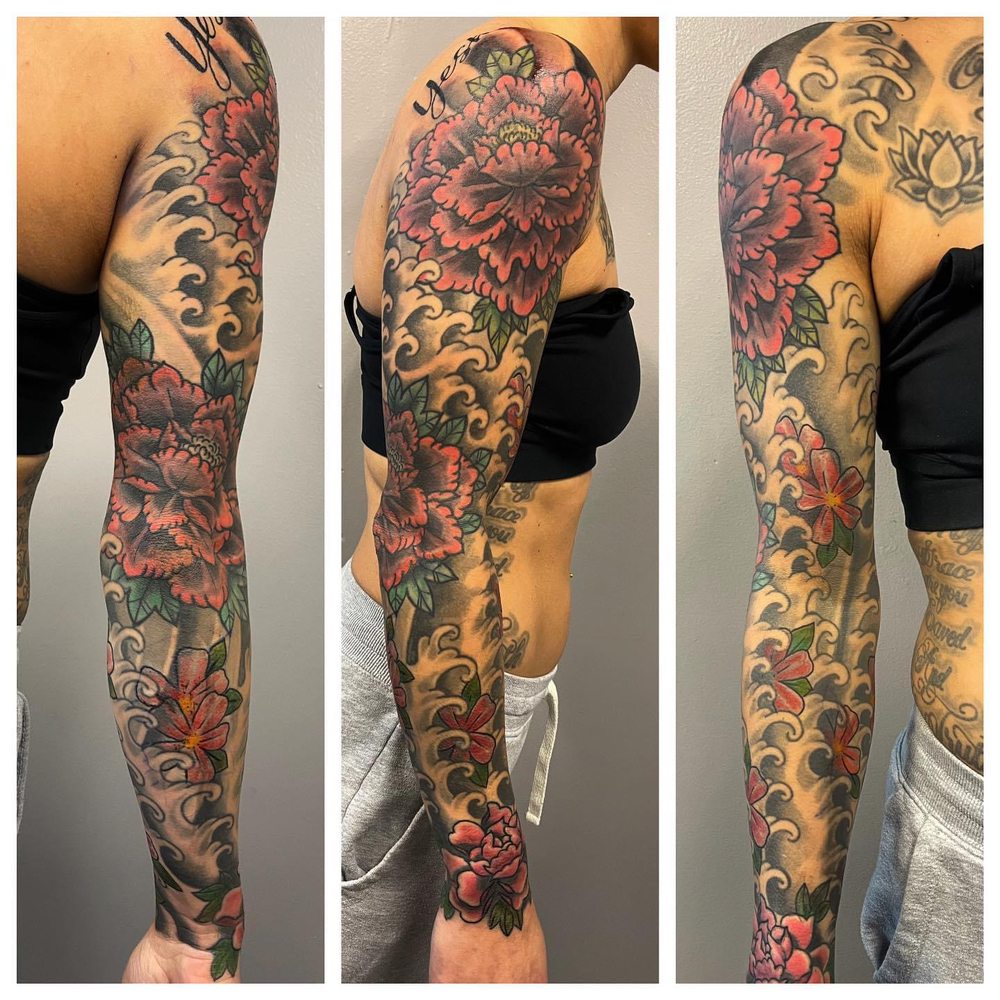 R AND B TATTOO Updated August 2024 13 Photos 7A N King St