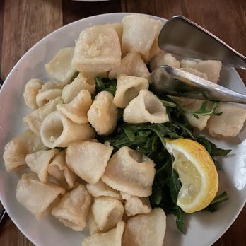 Julius Pizzeria - Calamari - Pizza Near Me - South Brisbane, QLD