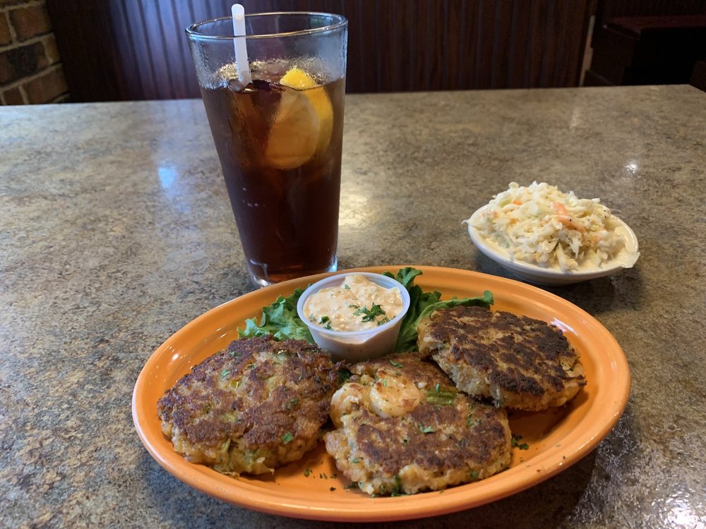 ANTONIO’S RESTAURANT 65 Photos & 87 Reviews 1185 Hopmeadow St