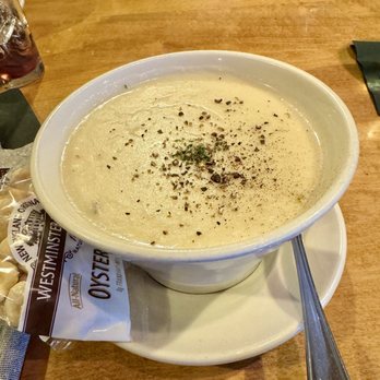 Galyn's - New England Clam Chowder - Seafood Near Me - Bar Harbor, Maine