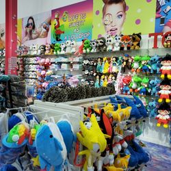 Sugar Kingdom - Toy aisles pic #1