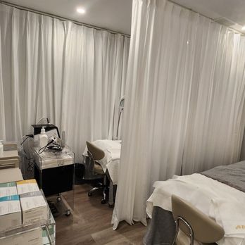 UM Skin Care - Treatment area - Skin Care Near Me - New York, New York UM Skin Care - Treatment area - Skin Care Near Me - New York, New York
