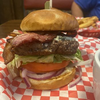 Tim’s Kitchen - Bleu Cheese & bacon burger. Double the tomato, fresh crunchy lettuce & a good helping of red onions. Thick smoked bacon. Perfection!! - Comfort Food Near Me - Puyallup, Washington Tim’s Kitchen - Bleu Cheese & bacon burger. Double the tomato, fresh crunchy lettuce & a good helping of red onions. Thick smoked bacon. Perfection!! - Comfort Food Near Me - Puyallup, Washington