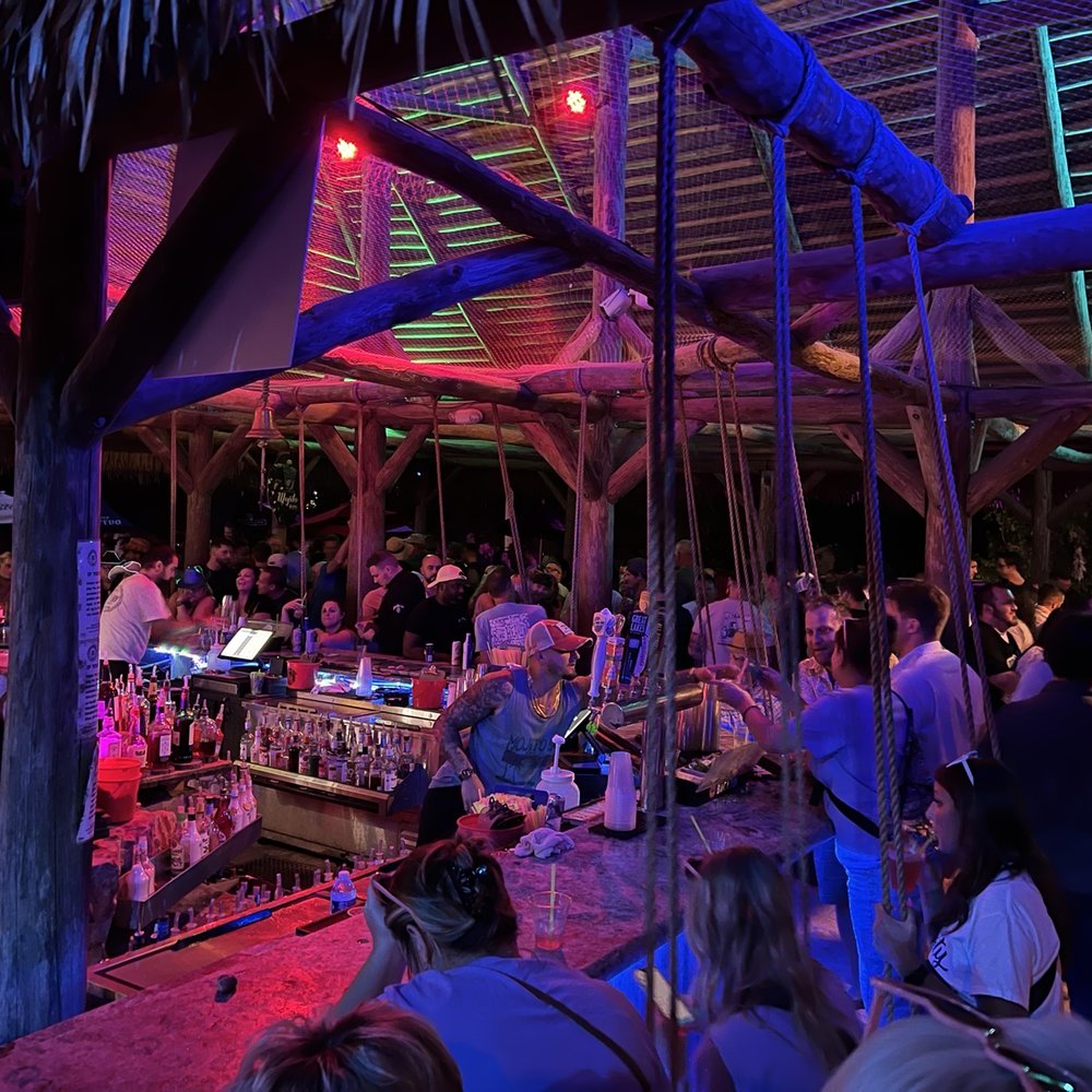 Discover Cleveland’s Newest Bar: Jolene's Honky Tonk, image size:1000x1000