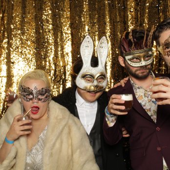 ClickShare - Masquerade party - Photo Booth Rentals Near Me