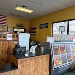 Hawaiian Poke Bowl - Order counter.