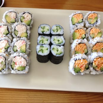 Sushi Maki - Cali roll, kappa maki, spicy Cali roll - Sushi Bars Near Me - Burien, Washington